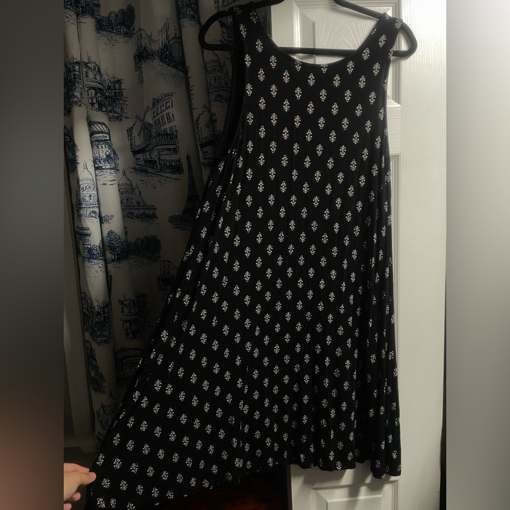 Old Navy Black and White Patterned Maxi Dress